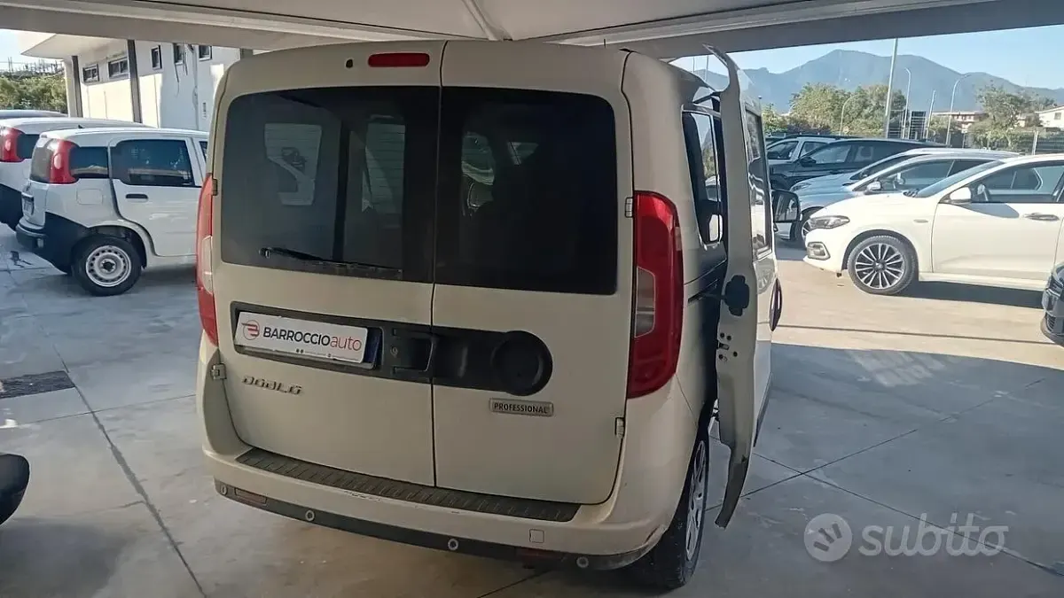 Usata Fiat Doblò S 105 CV (77 kW) 2021 Bianco Monovolume