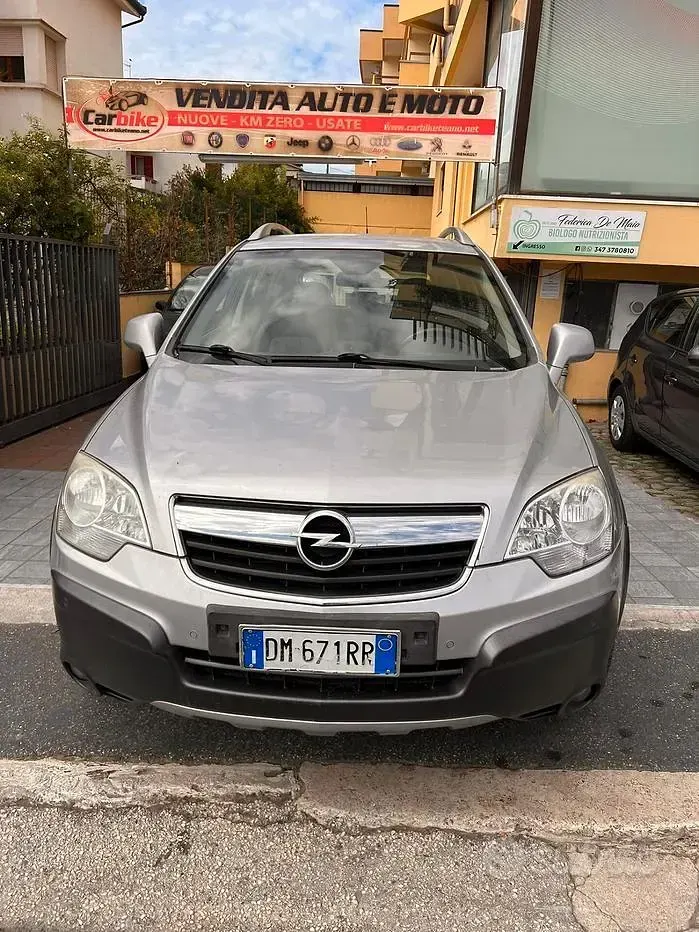 Usata Opel Antara 150 CV (110 kW) 2008 Grigio SUV