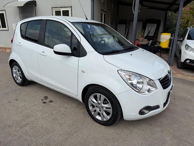 Usata Opel Agila 94 CV (69 kW) 2012 Argento Utilitaria