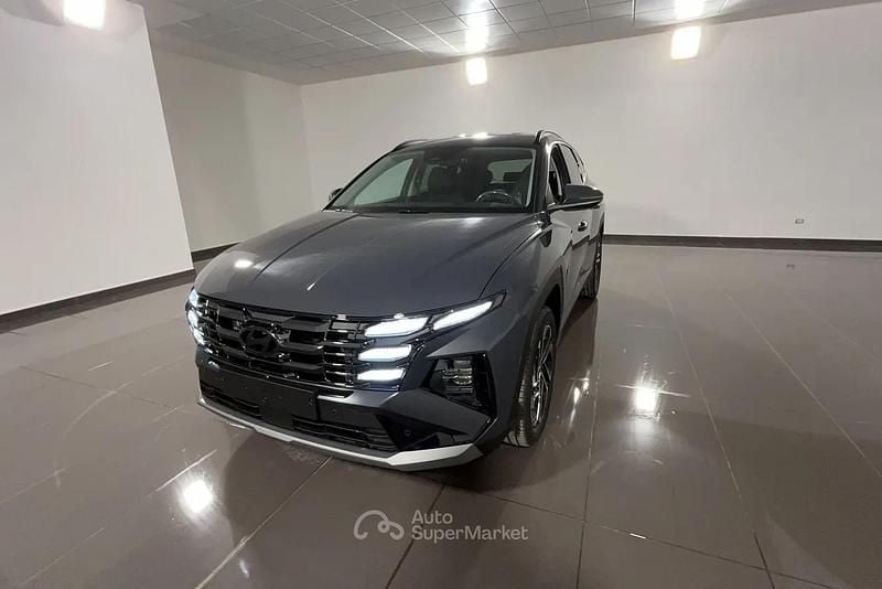 Nuova Hyundai Tucson 179 CV (131 kW) 2026 Gray SUV