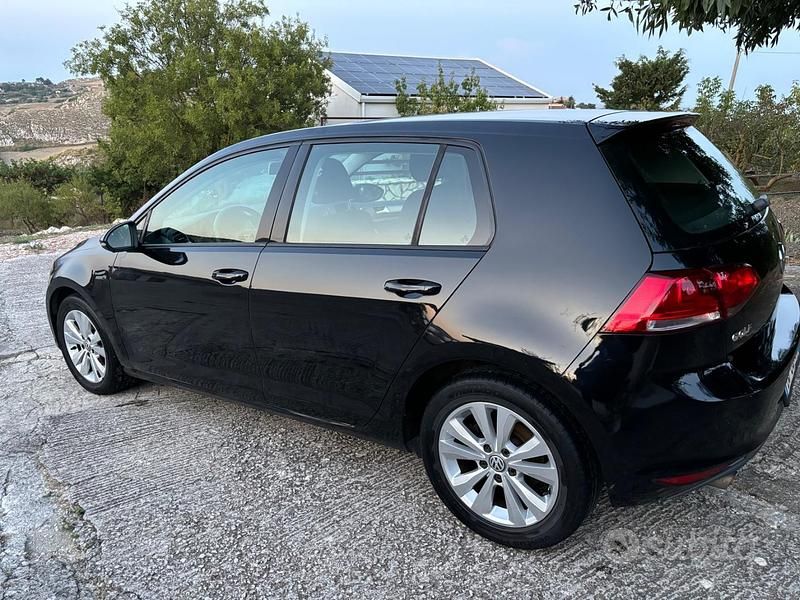 Usata VW Golf VII 110 CV (80 kW) 2013 Nero Berlina