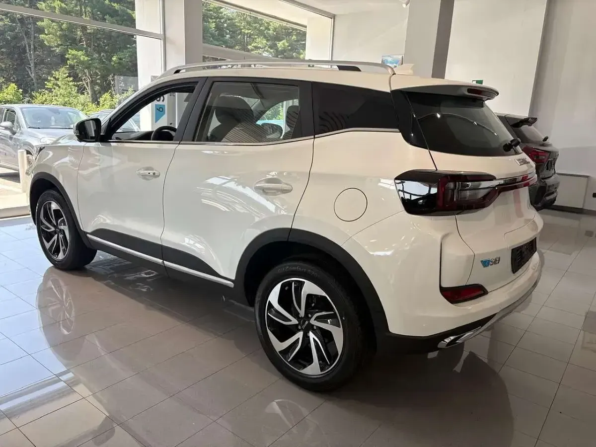 Nuova EMC SEI 147 CV (108 kW) 2025 Bianco SUV