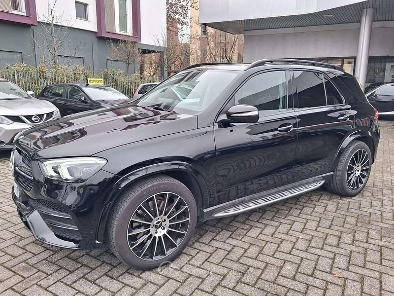 Usata Mercedes GLE300 Premium Plus 245 CV (180 kW) 2020 Nero SUV