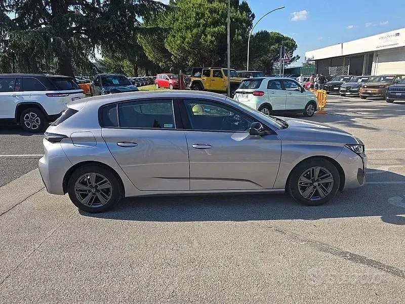 Usata Peugeot 308 Active 131 CV (96 kW) 2022 Grigio Berlina