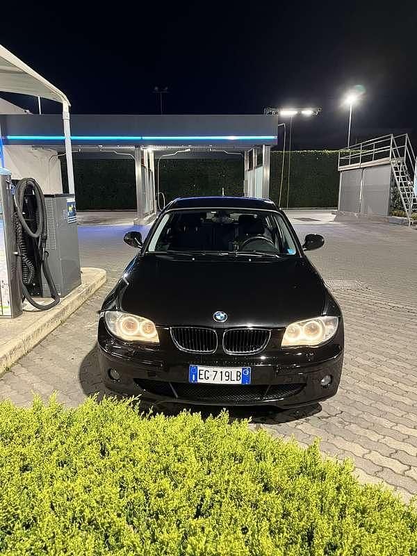 Usata BMW 118 Efficient Dynamics 143 CV (105 kW) 2011 Utilitaria