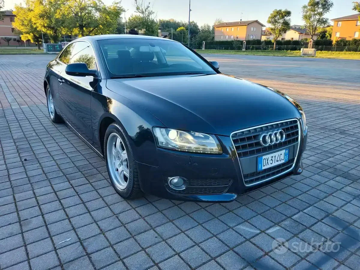 Usata Audi A5 180 CV (132 kW) 2009 Blu Coupé