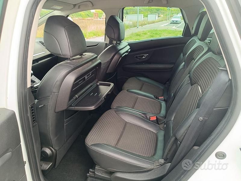 Usata Renault Scénic IV 150 CV (110 kW) 2018 Bianco Monovolume