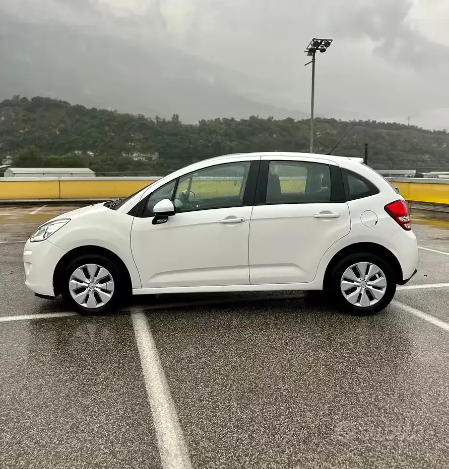 Usata Citroën C3 Exclusive 60 CV (44 kW) 2011 Bianco Berlina
