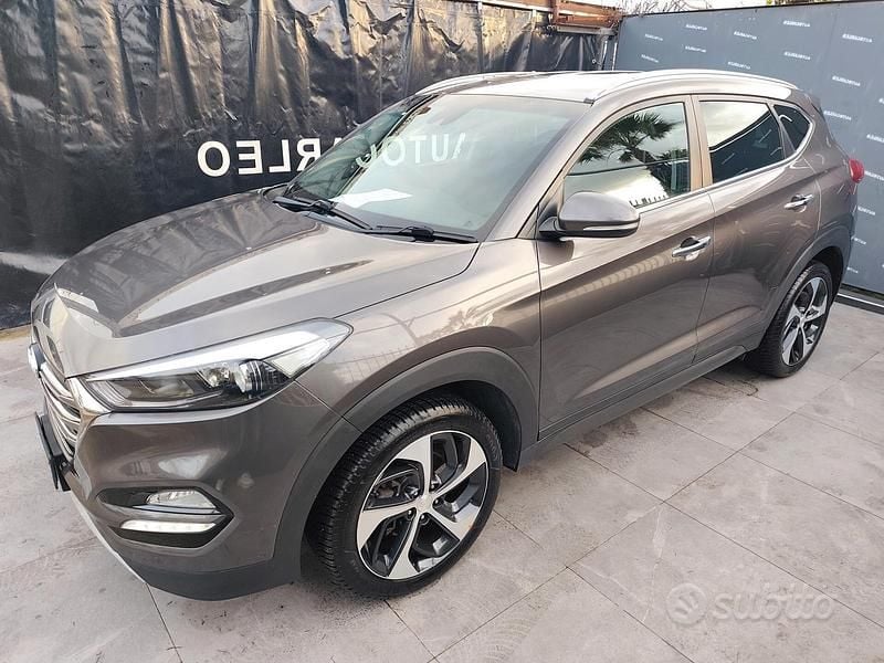 Usata Hyundai Tucson Xpossible 116 CV (85 kW) 2016 Grigio SUV