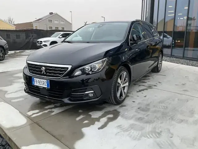 Usata Peugeot 308 Allure 131 CV (96 kW) 2018 Nero Station wagon
