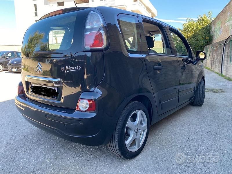 Occasion Citroën C3 Picasso 109 ch (80 kW) 2010 Noir Monospace