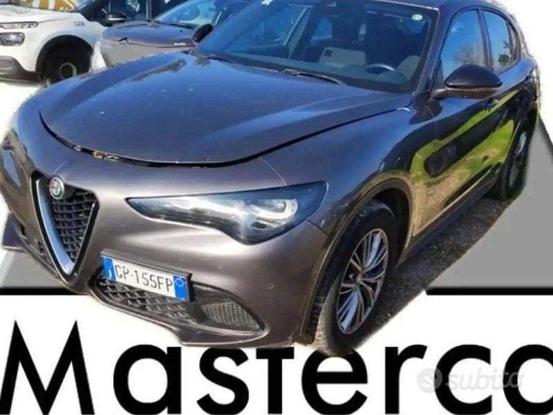 Usata Alfa Romeo Stelvio Super 210 CV (154 kW) 2023 Grigio SUV