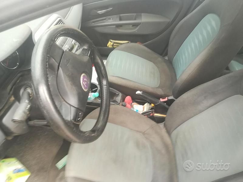 Usata Fiat Grande Punto 65 CV (47 kW) 2008 Grigio Utilitaria