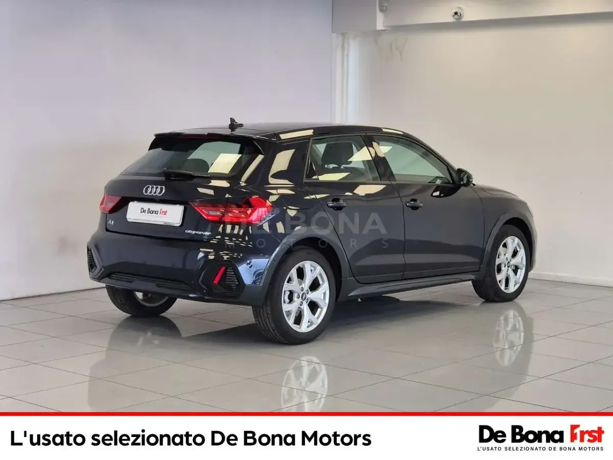 Usata Audi A1 150 CV (110 kW) 2021 Azzurro SUV