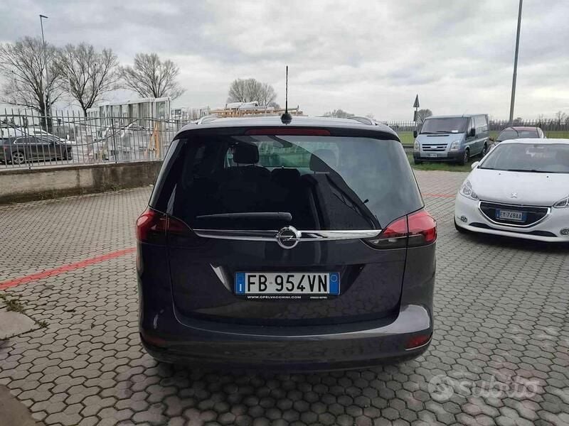 Usata Opel Zafira Tourer Cosmo 140 CV (102 kW) 2016 Grigio scuro Monovolume