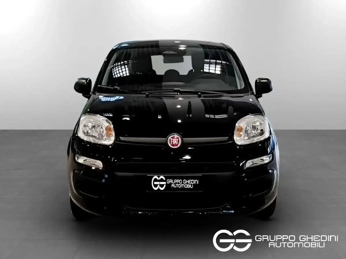 Nuova Fiat Panda Icon 65 CV (47 kW) 2026 Nero cinema pastello Utilitaria