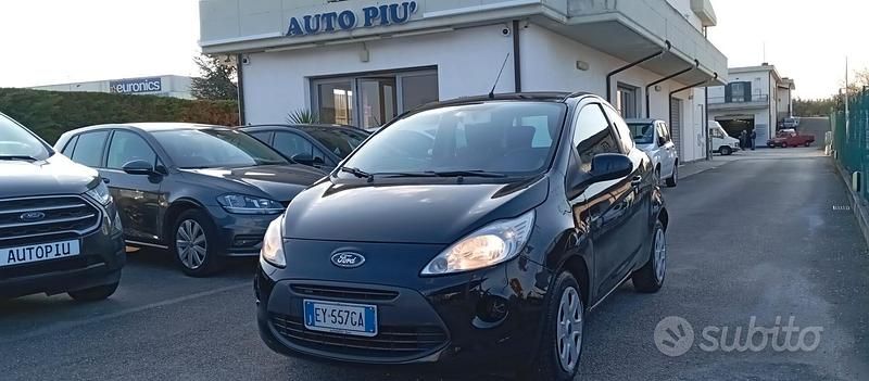 Usata Ford Ka 69 CV (50 kW) 2015 Nero Utilitaria