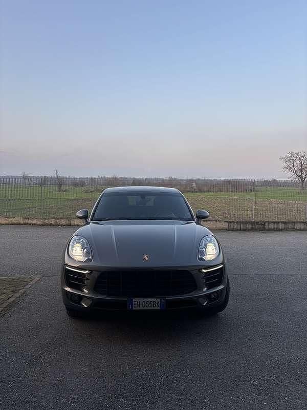 Usata Porsche Macan 250 CV (183 kW) 2014 Grigio SUV