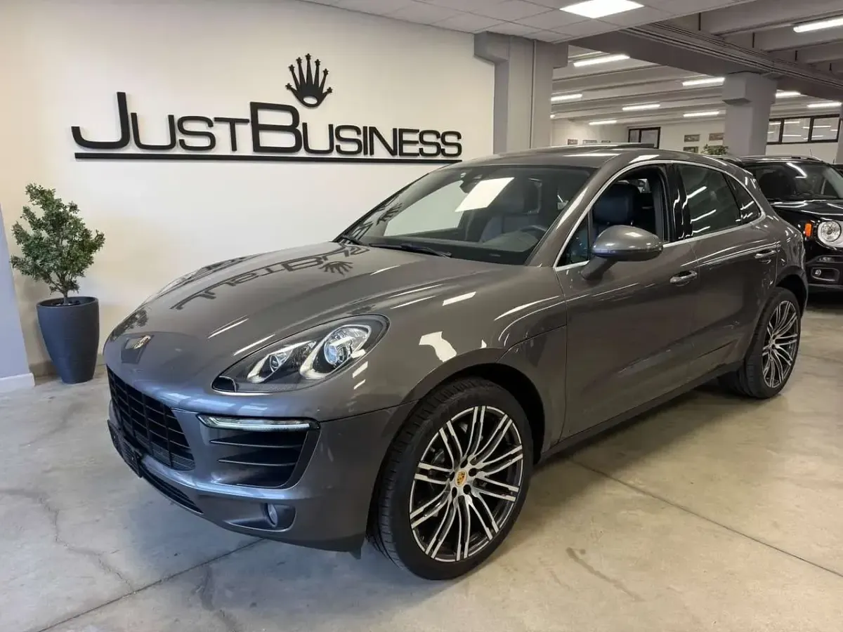 Usata Porsche Macan 258 CV (189 kW) 2015 Grigio SUV