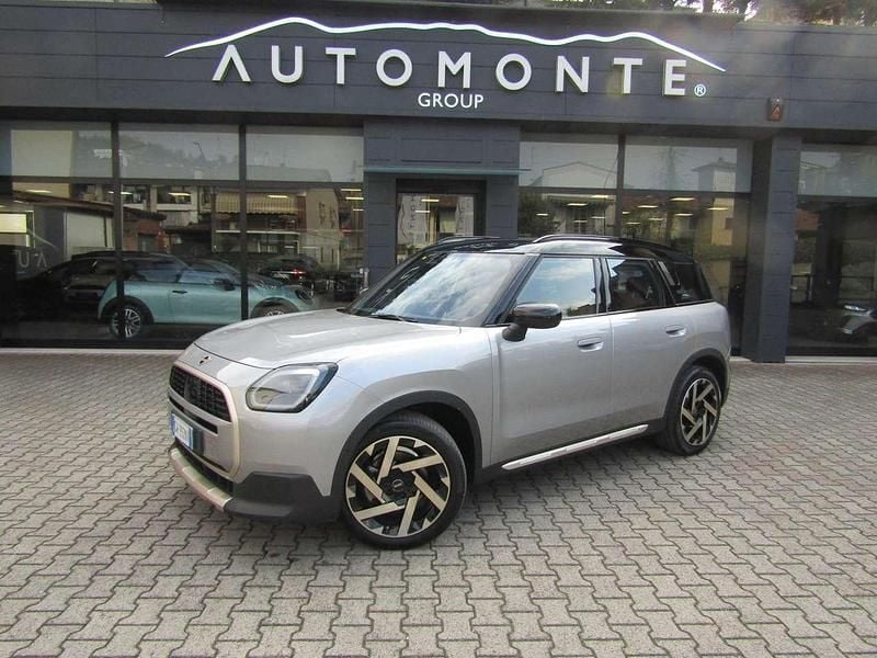 Usata Mini Cooper Countryman Favoured 150 CV (110 kW) 2024 Melting silver SUV
