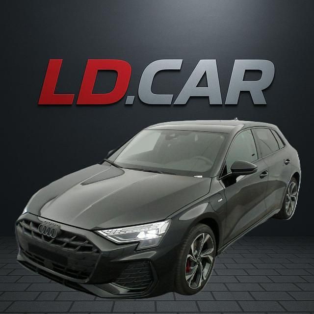 Nero Nuova 2025 Audi A3 Sportback e-tron S-Line Due volumi | 43.900 € - Immagine 1/4