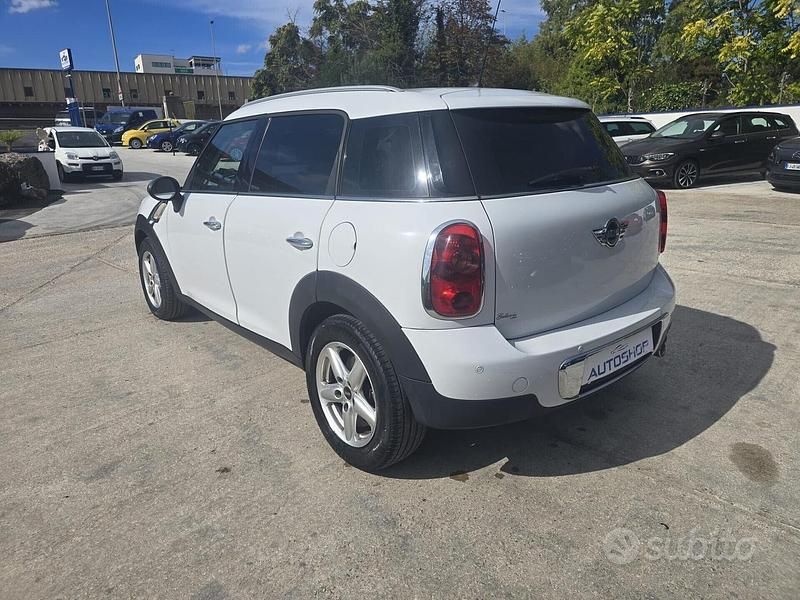 Usata Mini One D Countryman 90 CV (66 kW) 2011 Bianco SUV