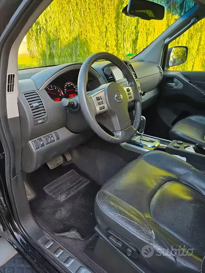 Usata Nissan Pathfinder 190 CV (139 kW) 2011 Nero SUV