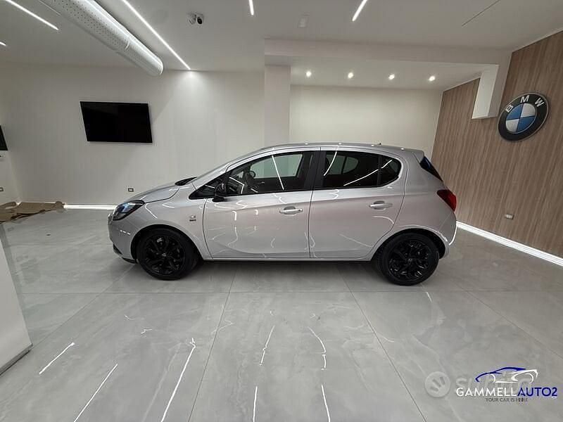 Usata Opel Corsa 69 CV (50 kW) 2019 Grigio Berlina