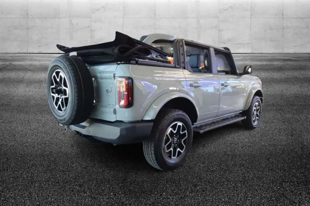 Usata Ford Bronco Outer Banks 334 CV (245 kW) 2022 Grigio SUV