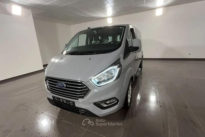 Usata Ford Tourneo Custom 105 CV (77 kW) 2023 Grigio Furgone