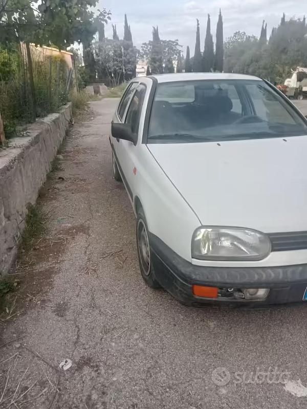 Usata VW Golf III 90 CV (66 kW) 1995 Berlina