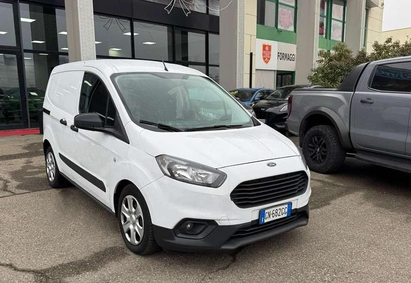 Usata Ford Transit Trend 101 CV (74 kW) 2023 Frozen white Furgone