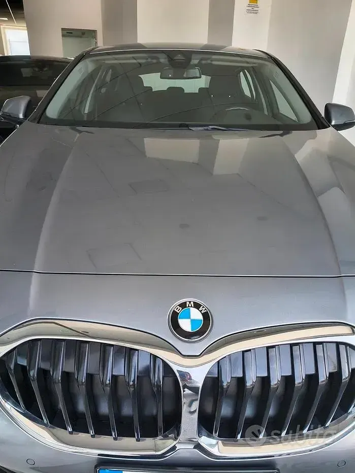 Begagnad BMW 116 Advantage 116 HK (85 kW) 2022 Grå Halvkombi