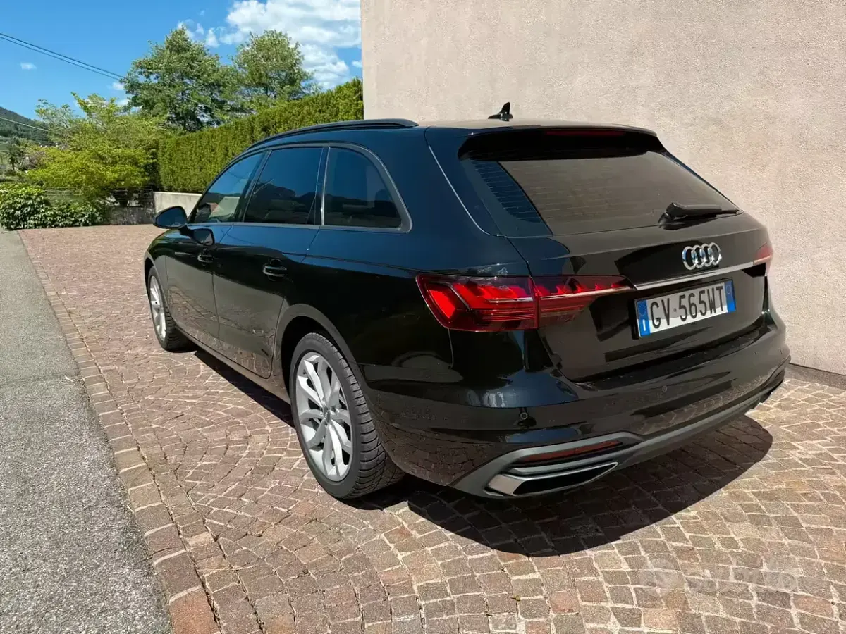Usata Audi A4 163 CV (119 kW) 2020 Berlina