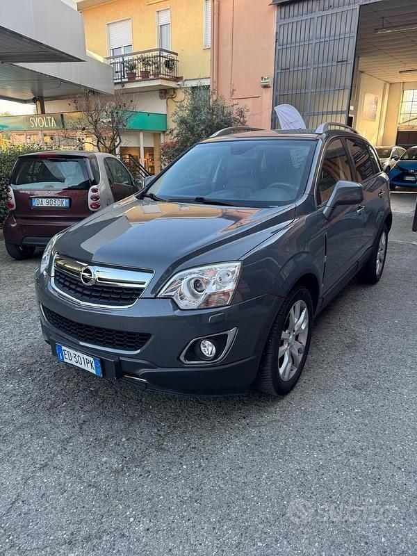 Usata Opel Antara Cosmo 163 CV (119 kW) 2011 Grigio SUV