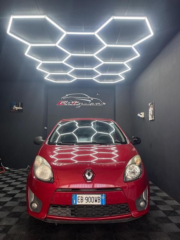 Usata Renault Twingo 75 CV (55 kW) 2010 Rosso Utilitaria