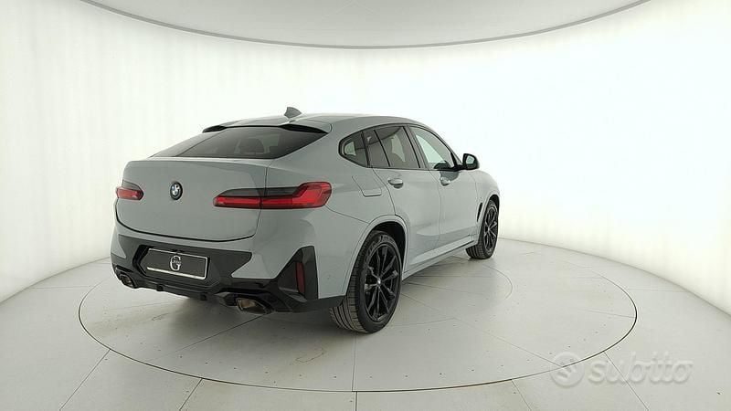 Usata BMW X4 M Sport 190 CV (139 kW) 2023 Grigio SUV