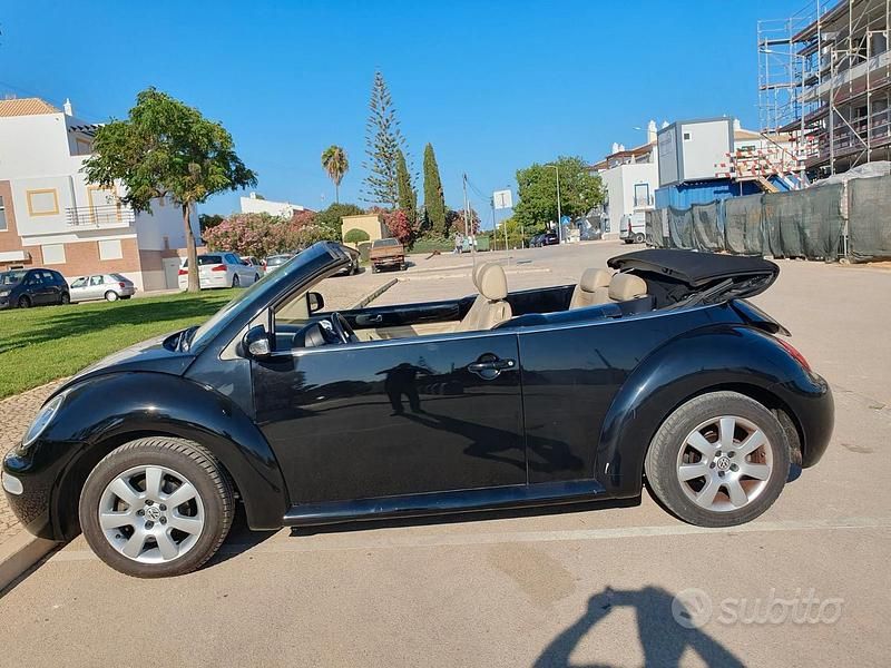 Usata VW New Beetle 75 CV (55 kW) 2005 Nero Utilitaria