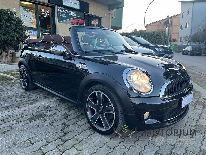 Usata Mini Cooper S Cabriolet 175 CV (128 kW) 2009 Nero Cabrio
