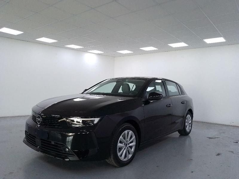 Gebraucht Opel Astra Edition 131 PS (96 kW) 2024 Limousine