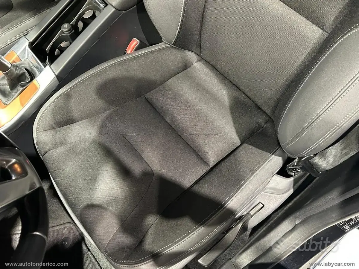 Usata Volvo XC60 R-Design Momentum 181 CV (133 kW) 2014 Nero SUV