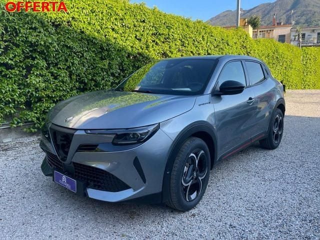 Nuova Alfa Romeo GT Junior Edizione Speciale 145 CV (106 kW) 2025 Grigio SUV