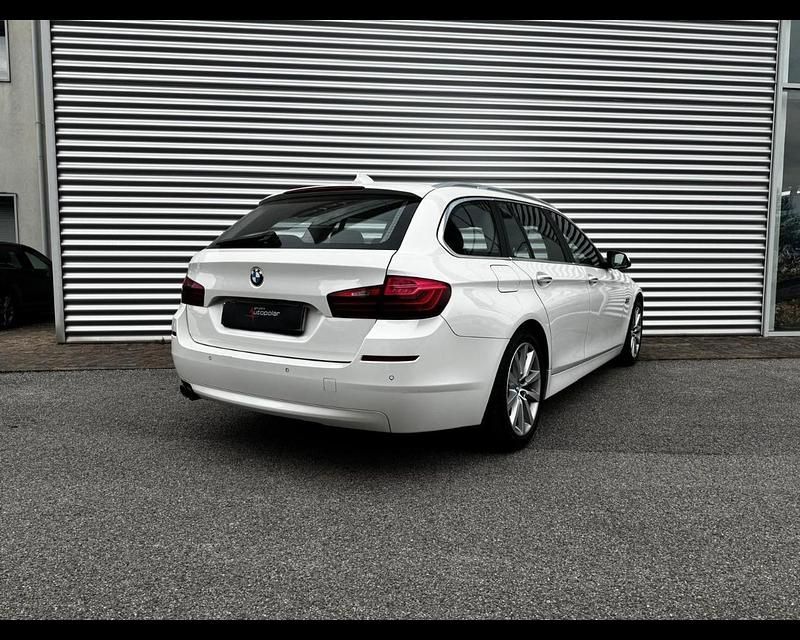 Usata BMW 520 Efficient Dynamics 190 CV (139 kW) 2016 Bianco Station wagon