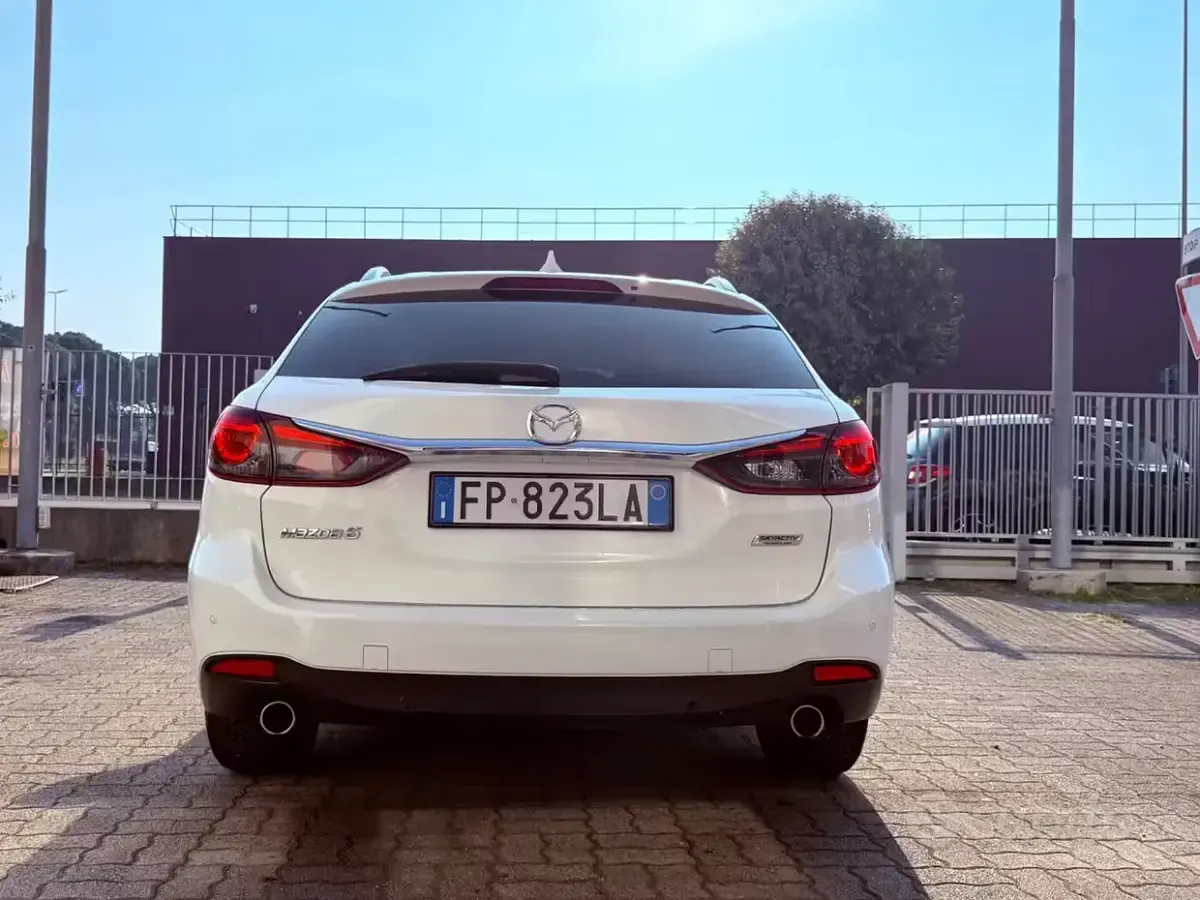 Usata Mazda 6 150 CV (110 kW) 2018 Bianco Station wagon