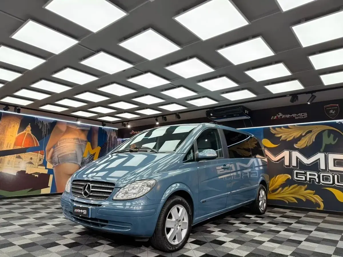 Usata Mercedes Viano 150 CV (110 kW) 2005 Monovolume