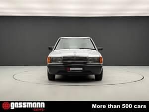 Usata Mercedes 190 90 CV (66 kW) 1987 Bianco Berlina