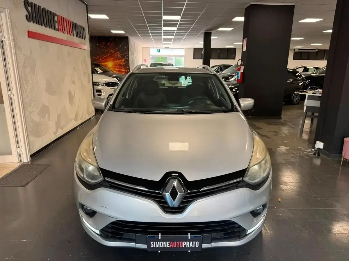 Usata Renault Clio 90 CV (66 kW) 2017 Grigio Station wagon
