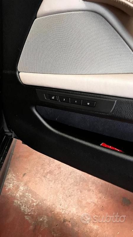 Usata BMW 530 2011 Blu Berlina