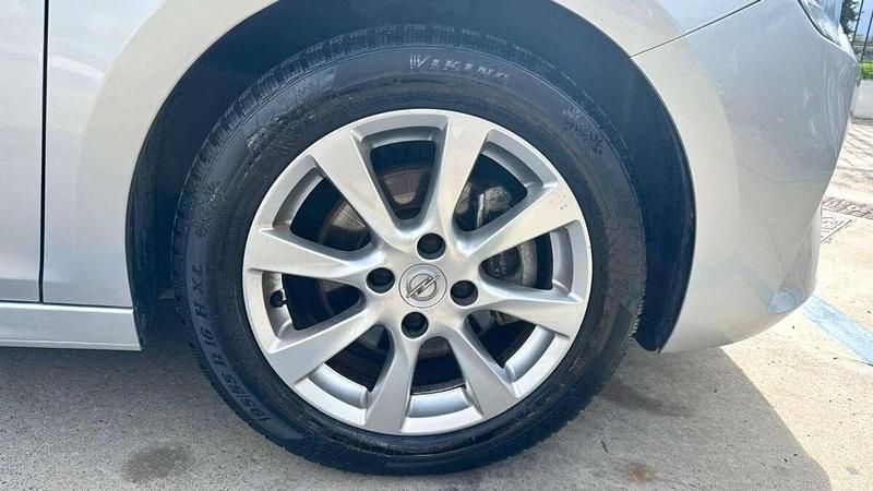 Usata Opel Blitz Edition 101 CV (74 kW) 2023 Argento Berlina