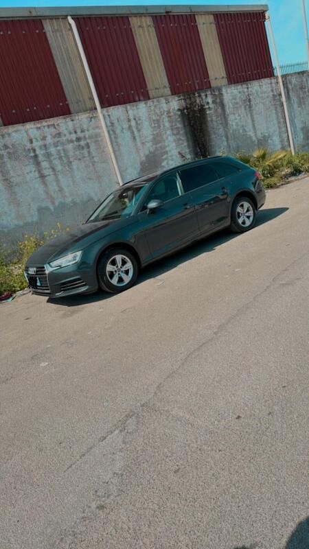 Usata Audi A4 Business 150 CV (110 kW) 2017 Nero Station wagon